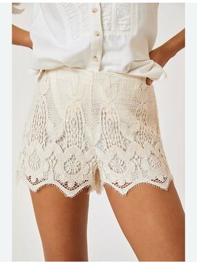 Express Cream Crochet Lace Shorts S/M